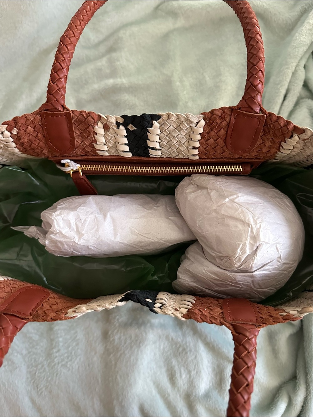 madewell • signature woven tote in stripe - Picture 4 of 7